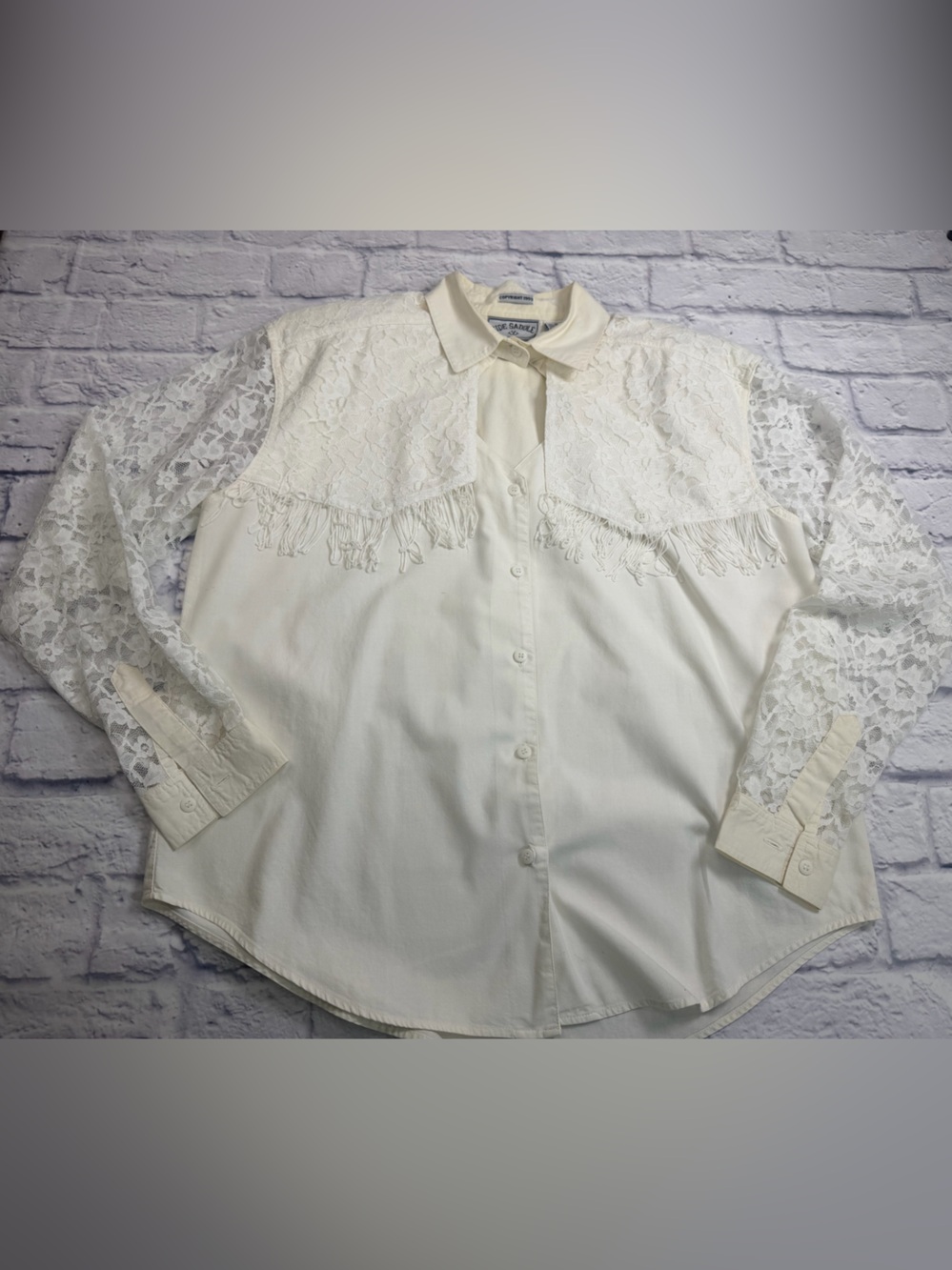 Vintage 90’s Side Saddle Western Shirt w/ Lace & Fringe. Ivory. Horse Show. Med.